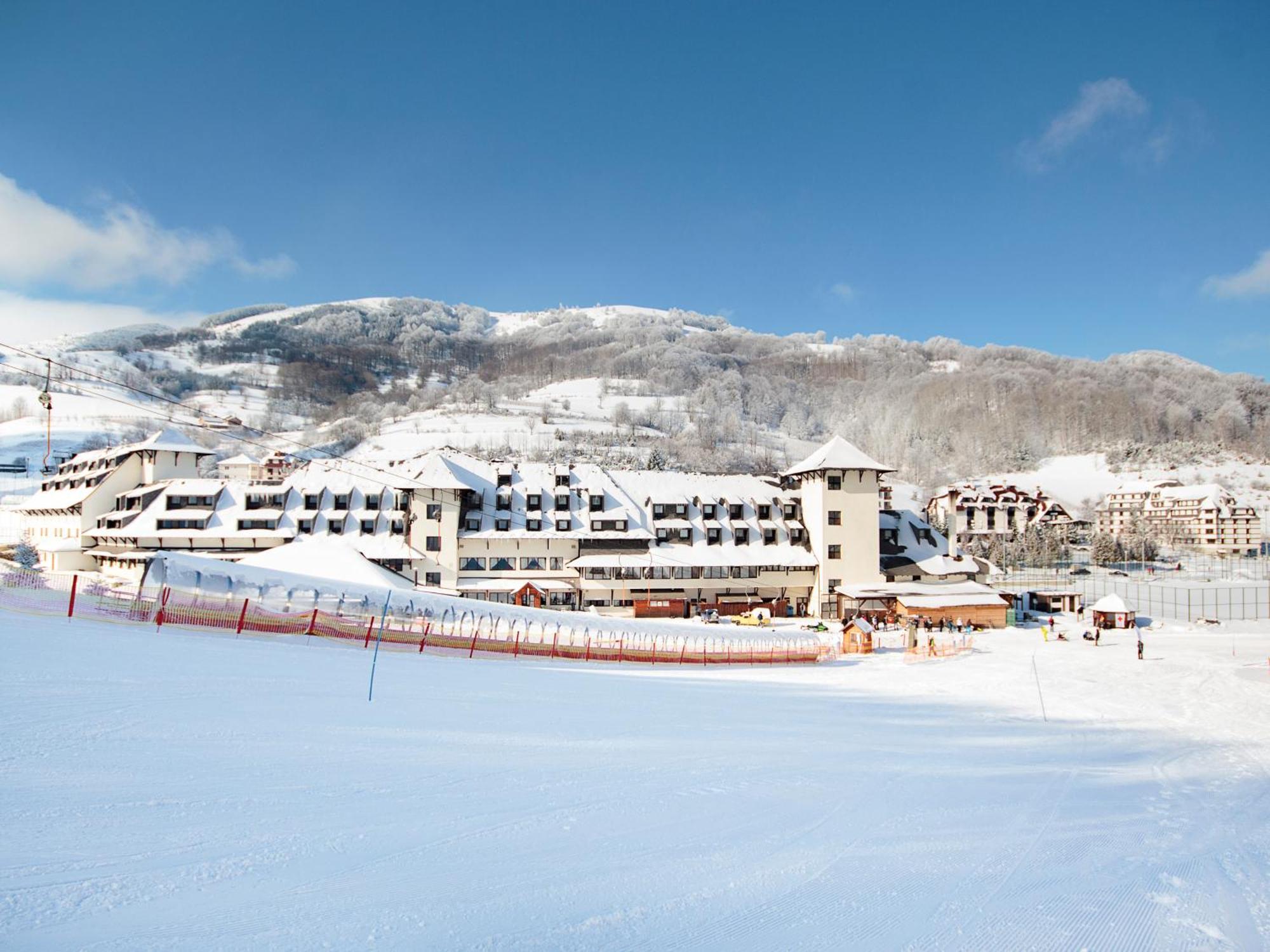 Hotel Junior Kopaonik Kültér fotó