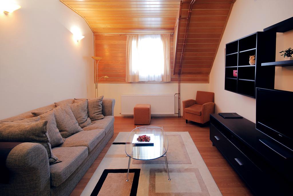 Hotel Junior Kopaonik Kültér fotó